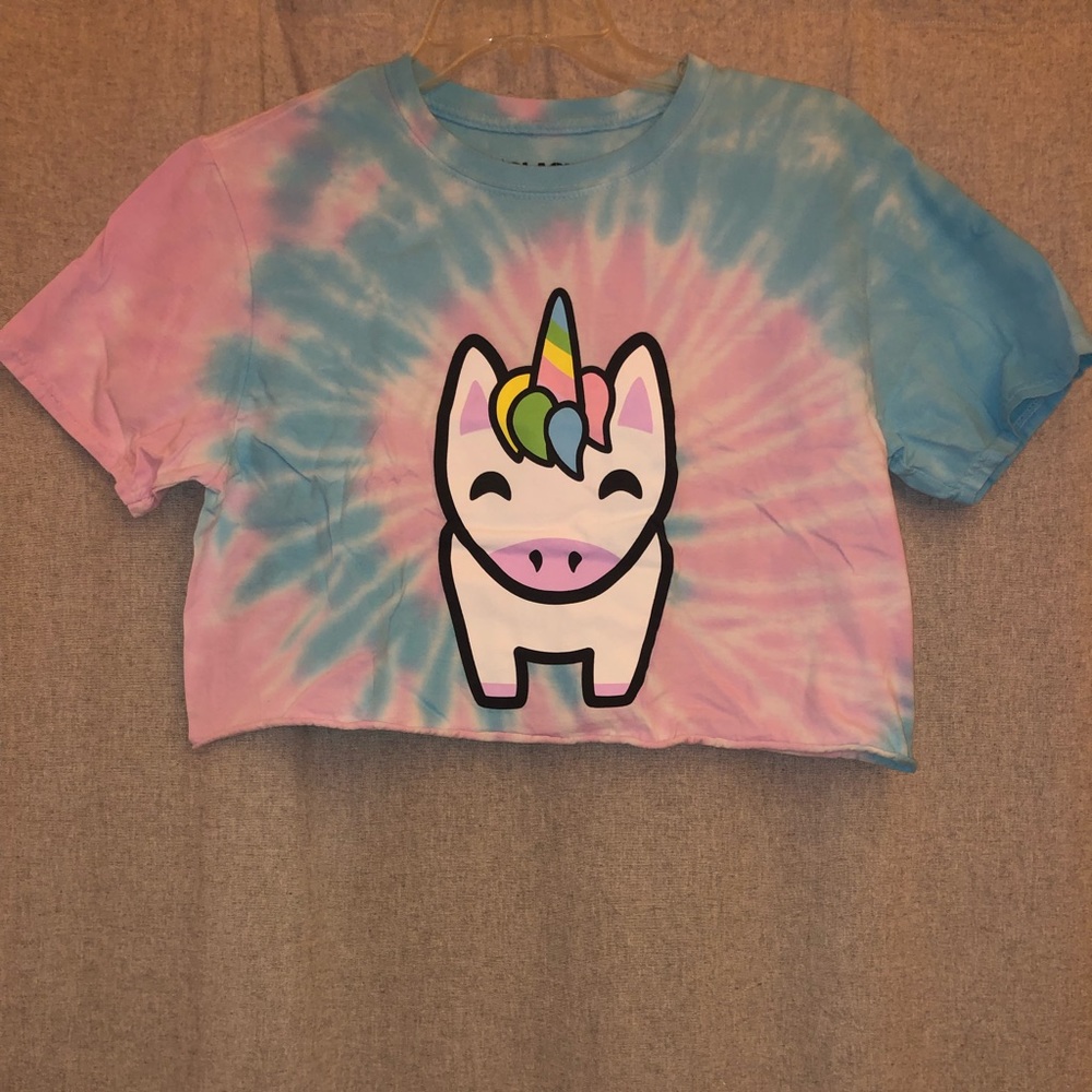 Unicorn croptop shirt
